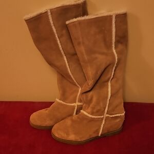 Women's Tan Suede Boots